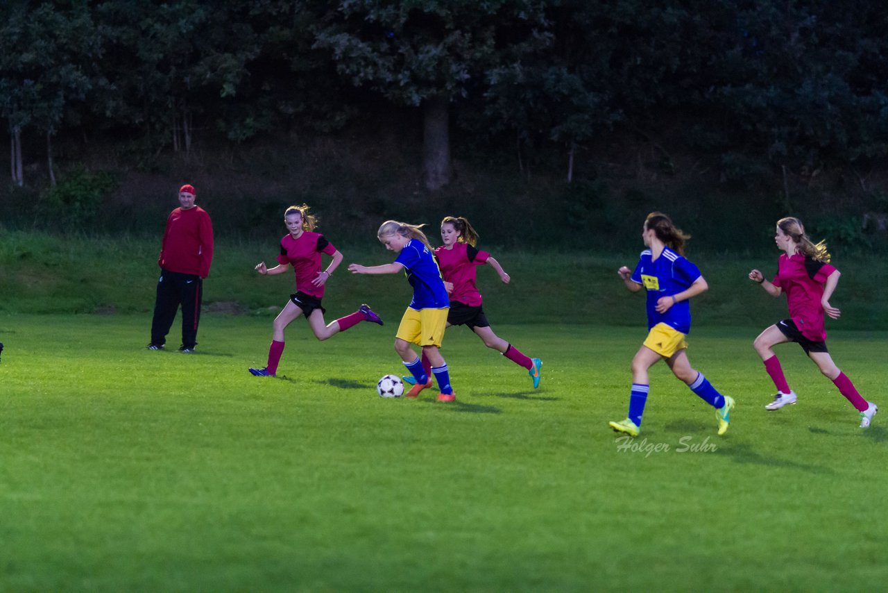 Bild 273 - B-Juniorinnen TSV Gnutz o.W. - SV Wahlstedt : Ergebnis: 1:1